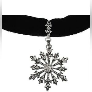 Vintage Suspicion Sterling Silver Marcasite Snowflake Black Velvet Choker